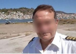 Νίκος Καρυστινός