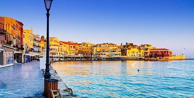 Δήμος της Κρήτης χορηγεί τοπικό διαβατήριο στους πιστούς επισκέπτες