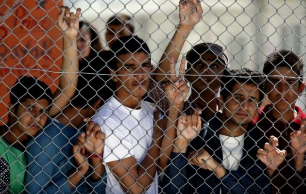 ΣΥΡΙΖΑ: Οι 6 μεγάλες αστοχίες της ιδεοληπτικής ΝΔ για το προσφυγικό