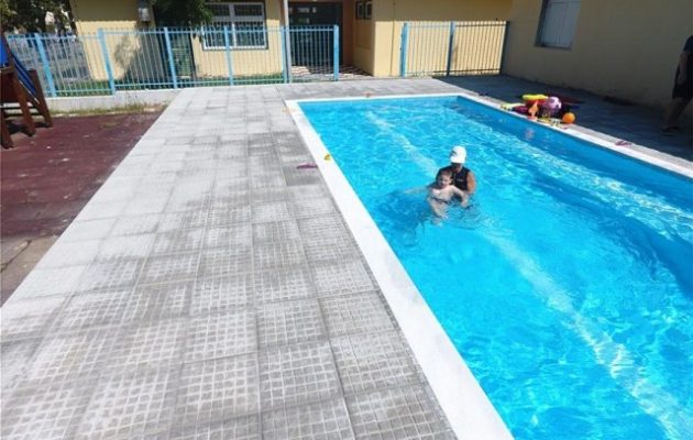 To πρώτο ελληνικό δημόσιο σχολείο που διαθέτει και… πισίνα