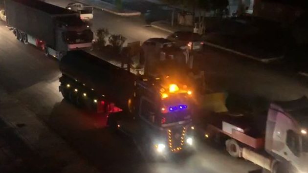 Οι Αμερικανοί έστειλαν ακόμα 200 φορτηγά όπλα κι άλλο εξοπλισμό στους Κούρδους