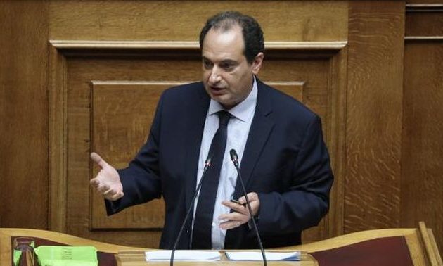 Για «πρωθυπουργικό κομματικό κράτος» κατηγόρησε το «επιτελικό κράτος» ο Σπίρτζης