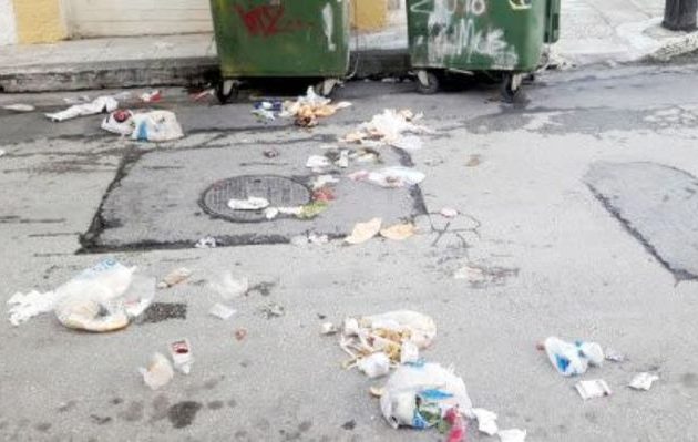 Απίστευτο τροχαίο στο Καματέρο: Σκοτώθηκε από αυτοκίνητο την ώρα που πετούσε σκουπίδια