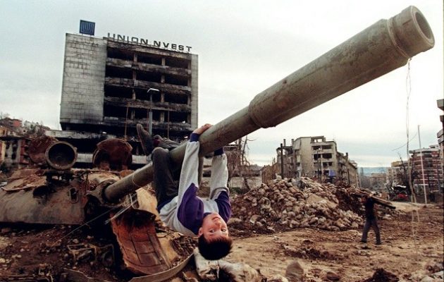 Μουσουλμάνα που βιάστηκε στον πόλεμο της Βοσνίας το 1993 παίρνει αποζημίωση