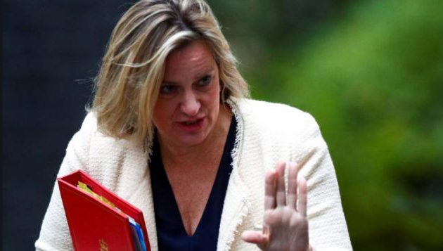 Παραιτήθηκε η υπουργός Εργασίας στη Βρετανίας