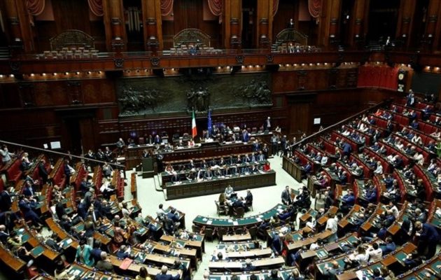 Η κυβέρνηση Κόντε έλαβε ψήφο εμπιστοσύνης από την ιταλική Βουλή