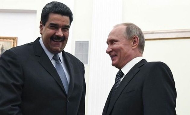 Στη Ρωσία ο Μαδούρο για να συναντήσει «τον φίλο» Πούτιν