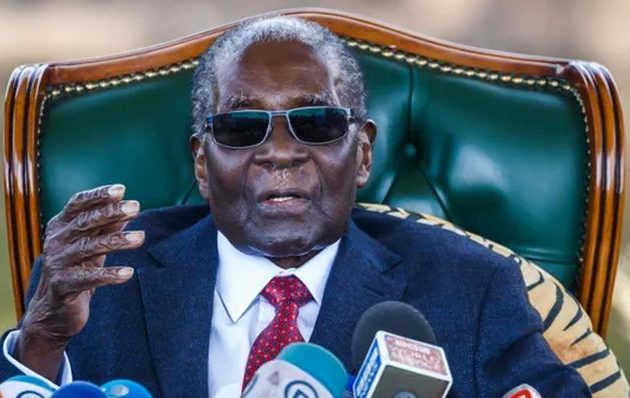 Πέθανε ο «ιδρυτής πατέρας» και τύραννος της Ζιμπάμπουε Ρόμπερτ Μουγκάμπε