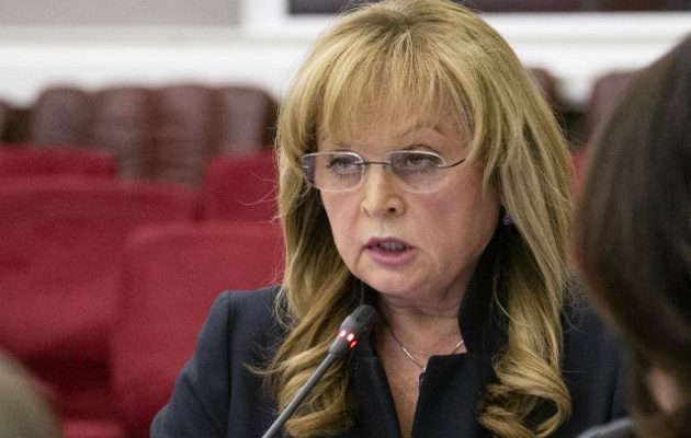 Μασκοφόρος εισέβαλε στο σπίτι Ρωσίδας πολιτικού και της επιτέθηκε με όπλο