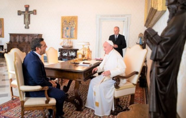Τι συζήτησαν Τσίπρας και Πάπας στη συνάντησή τους στο Βατικανό