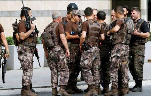 Ο Ερντογάν διέταξε να συλληφθούν ακόμα 223 «γκιουλενιστές» στρατιωτικοί σε Τουρκία και Κύπρο