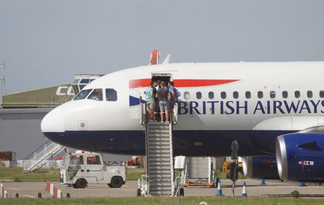 Αναγκαστική προσγείωση στο Ελ. Βενιζέλος αεροσκάφους της British Airways – Έβγαζε καπνούς