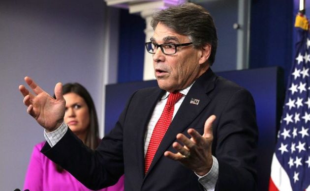 Αποχωρεί από την κυβέρνηση Τραμπ ο υπουργός Ενέργειας Ρικ Πέρι