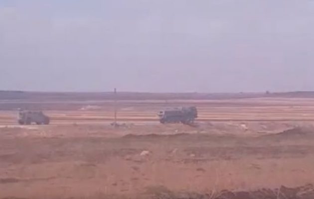 Οι Ρώσοι περιπολούν στον κουρδικό θύλακα της Ταλ Ριφάτ για να αποτρέψουν τους Τούρκους