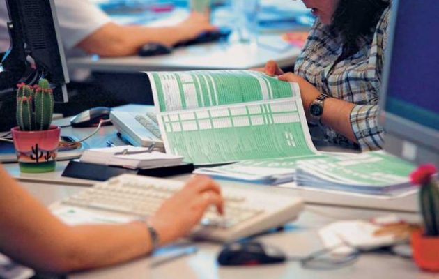 Πολύτεκνοι σε Σταϊκούρα: Οι αδικίες σε βάρος μας στη φορολογία συνεχίζονται