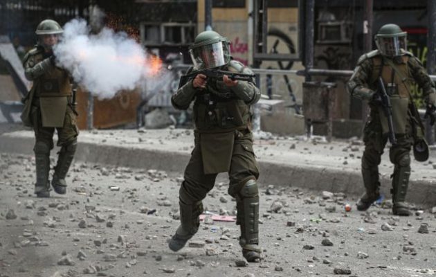 Κλιμακώνεται ξανά η βία στη Χιλή – Κοινωνικός αναβρασμός, εμπρησμοί και λεηλασίες