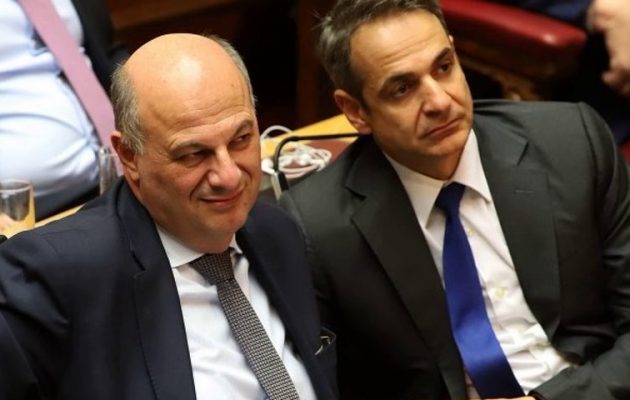 ΣΥΡΙΖΑ: Ο υπ. Δικαιοσύνης κ. Τσιάρας «άδειασε» πανηγυρικά τη ΝΔ για την προστασία πρώτης κατοικίας