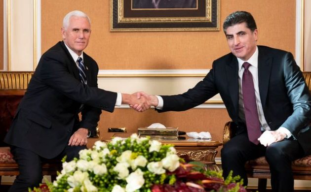 Ο Πενς πήγε στο Ιράκ για να καθησυχάσει τους Κούρδους και να πει στους Ιρακινούς να ξεκόψουν από το Ιράν