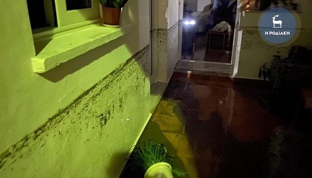 Κατάκοιτη γυναίκα πνίγηκε όταν πλημμύρισε το σπίτι της στη Ρόδο