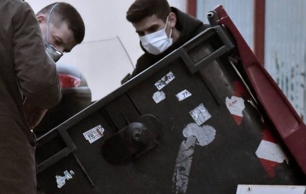 Φρίκη στα Πετράλωνα: Ο 21χρονος περιέγραψε πως σκότωσε και τεμάχισε τον 52χρονο νονό του