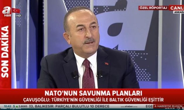 Ο Τσαβούσογλου απείλησε τις ΗΠΑ ότι θα εκδιωχθούν από τη βάση του Ιντσιρλίκ