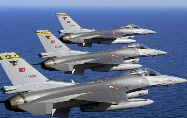 Τουρκικές προκλήσεις στο Αιγαίο : 25 παραβιάσεις και μια εμπλοκή με τουρκικά F16