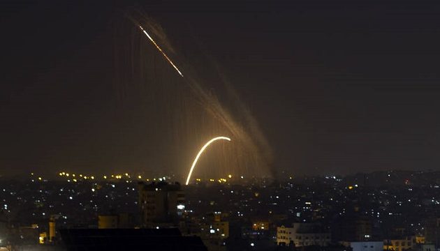 Ρουκέτα από τη Γάζα σε πόλη του Ισραήλ – Φυγαδεύτηκε ο Νετανιάχου