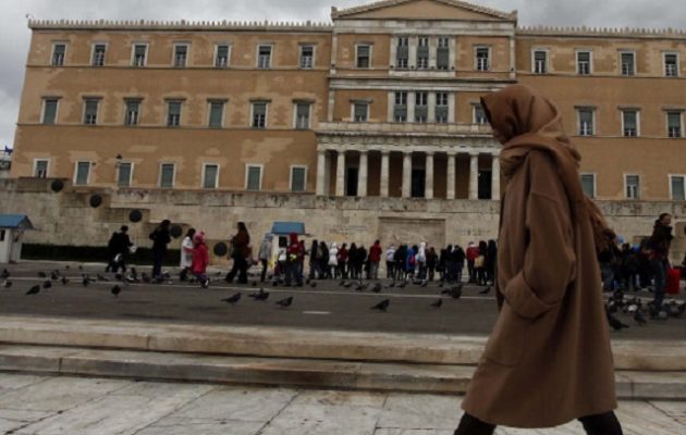 Ο καιρός την Πρωτοχρονιά: Η «Ζηνοβία» έφυγε αλλά το κρύο μένει – Έρχεται νέο κύμα κακοκαιρίας