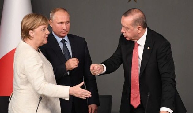 Η Γερμανία δεν μας θέλει στη Λιβύη γιατί προτιμά Ρωσία και Τουρκία από Ελλάδα και Ισραήλ