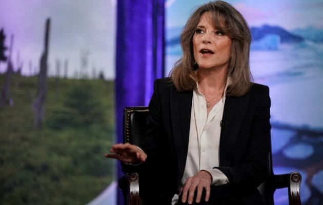 ΗΠΑ: Αποσύρεται από την κούρσα για το χρίσμα των Δημοκρατικών η «γκουρού» Μαριάν Ουίλιαμσον