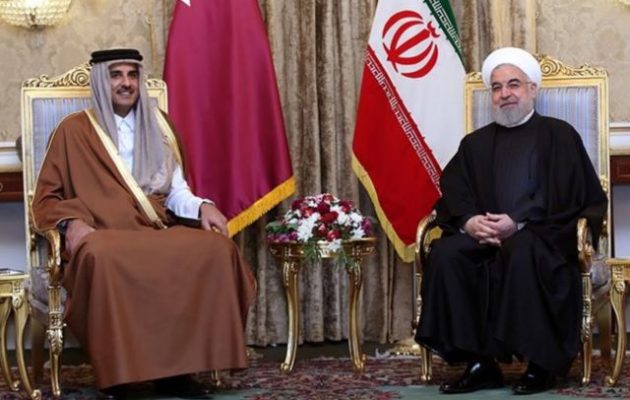 Ο εμίρης του Κατάρ και «αδελφός» του Ερντογάν επισκέφθηκε το Ιράν και ζήτησε «αποκλιμάκωση»