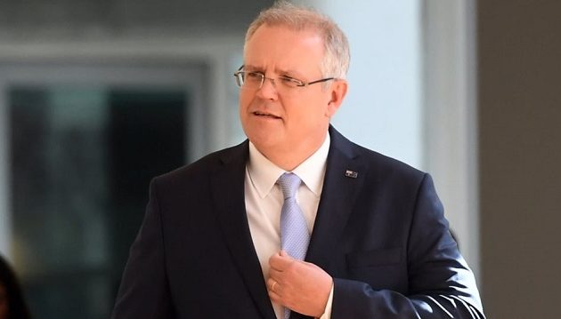 Πυρόπληκτοι «στόλισαν» τον Αυστραλό πρωθυπουργό – «Είσαι ηλίθιος, άντε γ****ου» (βίντεο)