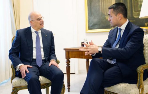 Ο Νίκος Δένδιας συζήτησε και τη Λιβύη με τον Λουίτζι Ντι Μάιο στη Ρώμη