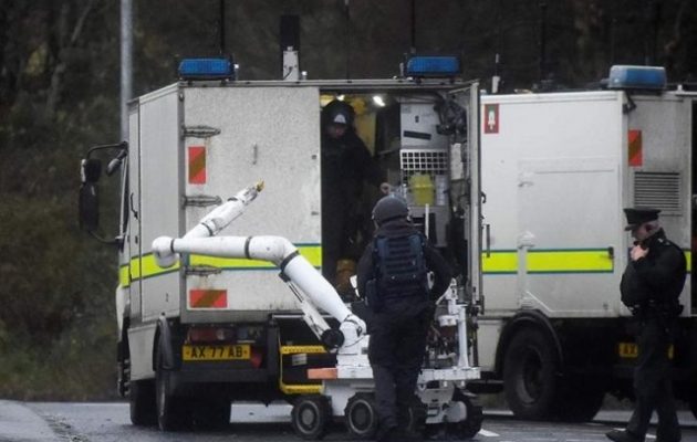Βρέθηκε νταλίκα παγιδευμένη με βόμβα στη Βόρεια Ιρλανδία