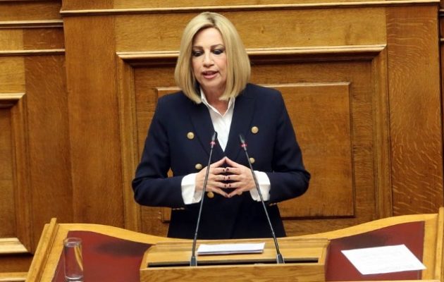 Γεννηματά: «Μετατρέπετε το ευρωπαϊκό πρόβλημα σε εθνική τραγωδία και τα νησιά μας σε αποθήκες ψυχών»