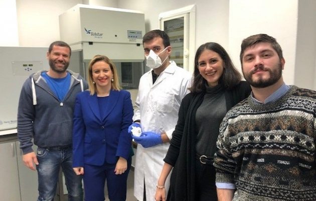 Τι βρήκαν 40 ερευνητές του ΑΠΘ που «εξουδετερώνει» τον κοροναϊό