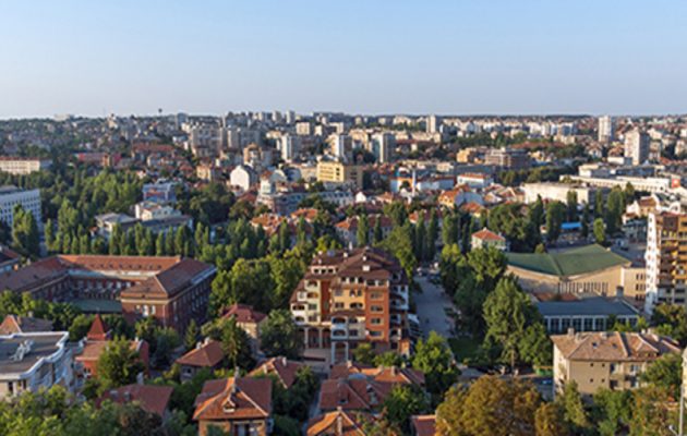 Στην Βουλγαρία για καφέ κάτοικοι του Έβρου λόγω των απαγορεύσεων για τον κοροναϊό