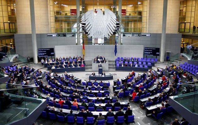 Το γερμανικό κοινοβούλιο απέρριψε προτάσεις για εμπάργκο όπλων κατά της Τουρκίας