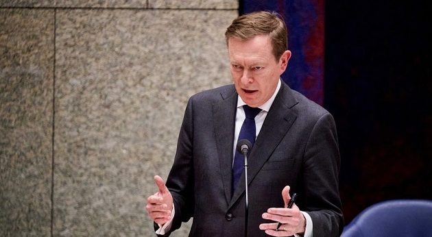 Ολλανδία: Παραιτήθηκε ο υπουργός που ηγείτο στη μάχη κατά του κορονοϊού