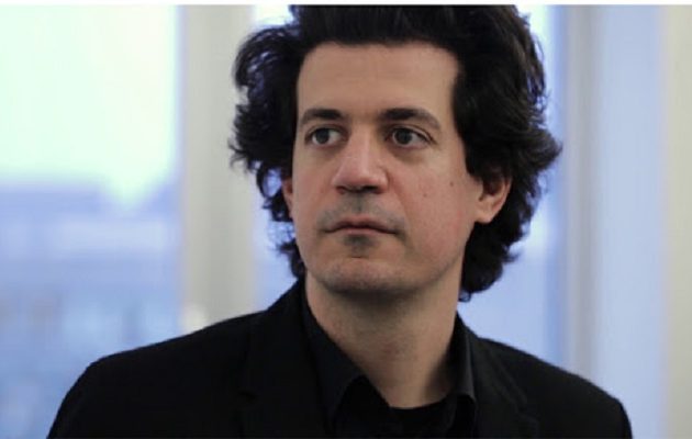 Καθηγητής ΜΙΤ Δασκαλάκης: Αν καθίσουν οι Έλληνες στα σπίτια τους τα κρούσματα σε μια εβδομάδα θα γίνουν 1.000 από 200