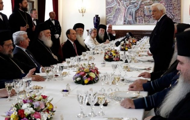 Παυλόπουλος: Διπλό μήνυμα σε Τουρκία και Ε.Ε. για το μεταναστευτικό