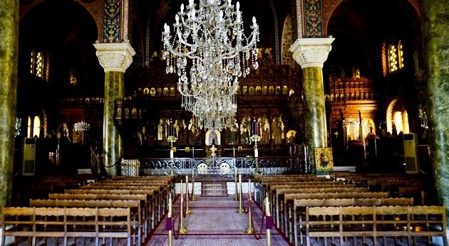 Κορωνοϊός-Εκκλησίες: Καταργείται το «κεκλεισμένων των θυρών» στις κόκκινες περιοχές