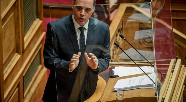 Βελόπουλος κατά Μητσοτάκη: Ο Έλληνας ζητάει δουλειά και όχι ελεημοσύνη