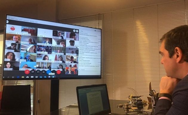 Τσίπρας σε Ευρωσοσιαλιστές: Άμεσα μια συμφωνία για ευρωομόλογα