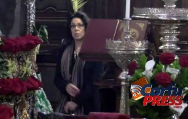 Η δήμαρχος Κέρκυρας που πήγε να εκκλησιαστεί είχε πρωταγωνιστήσει σε καμπάνια του «Μένουμε Σπίτι»