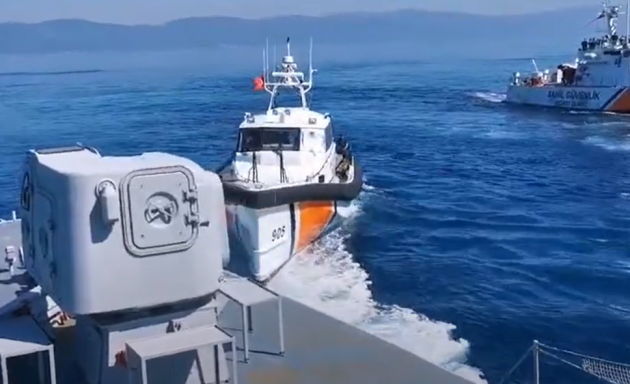 Νέα πρόκληση: Οι Τούρκοι επιχείρησαν να προωθήσουν λέμβο με μετανάστες στη Λέσβο