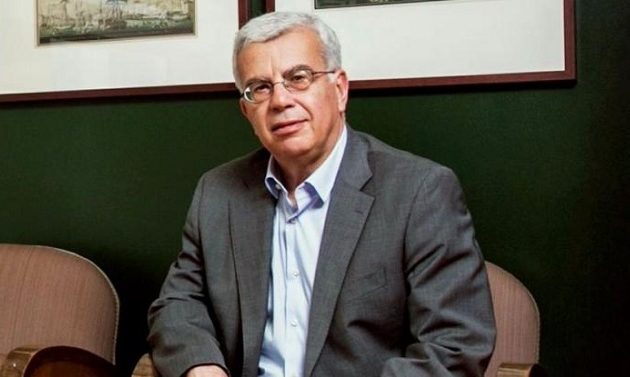 «Κωλοτούμπα» Σιμόπουλου: Οι δηλώσεις για «λεκέ» δεν αφορούσε τους νεκρούς της πανδημίας