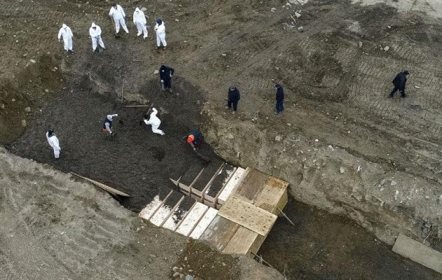 Ρεκόρ θανάτων στις ΗΠΑ από τον κοροναϊό: 2.108 νεκροί σε 24 ώρες