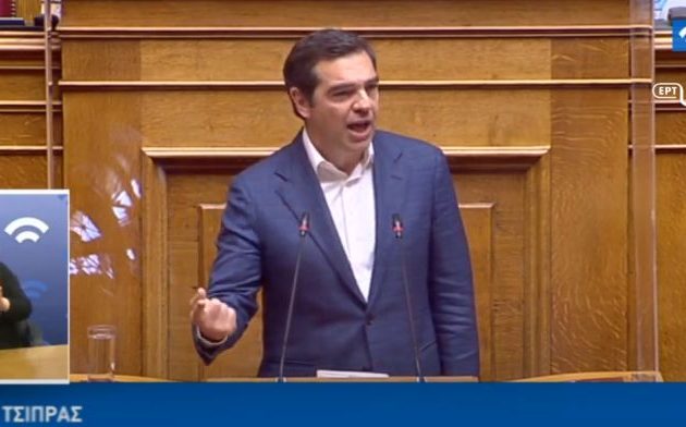 Αλ. Τσίπρας: Ο Μητσοτάκης με προκλητικό τρόπο οικειοποιείται τις συλλογικές θυσίες
