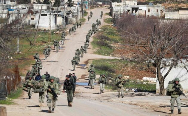 Η Τουρκία ενισχύει τη στρατιωτική της παρουσία στην Ιντλίμπ της Συρίας
